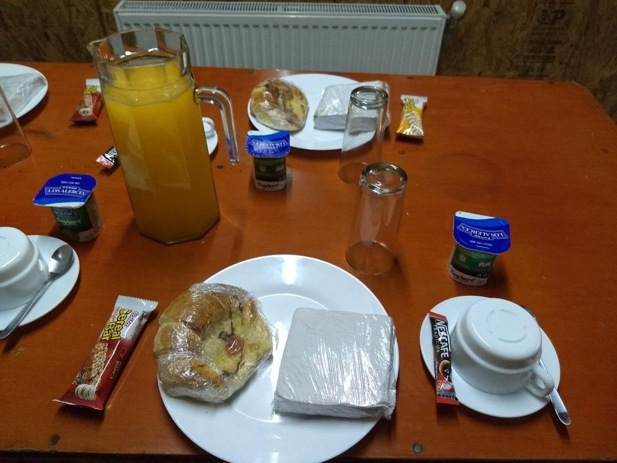 Carfran Patagonia Hostel Пуэрто-Наталес Экстерьер фото